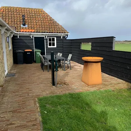 't Wambuis Casa de Férias Den Hoorn (North Holland)